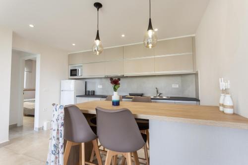 Twins Apartments