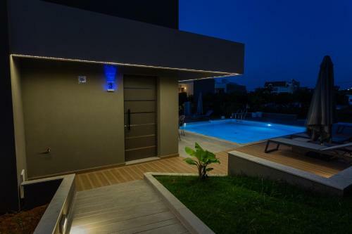Twins Apartments