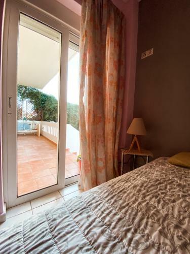 Sofia's Cozy Two Bedroom Apartment