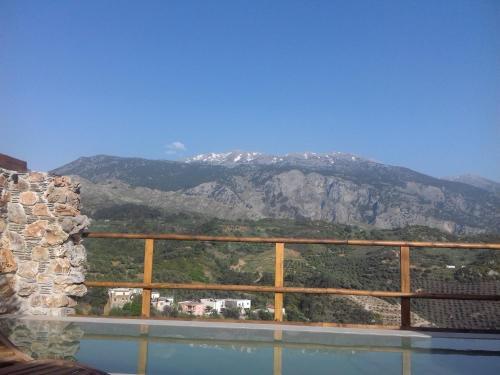 Villa Aeolus With Private Overflow, Endless, Heated Pool