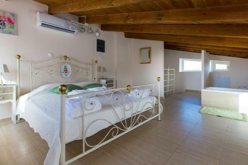 Villa Green Mare