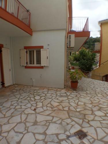 Poros Apartment