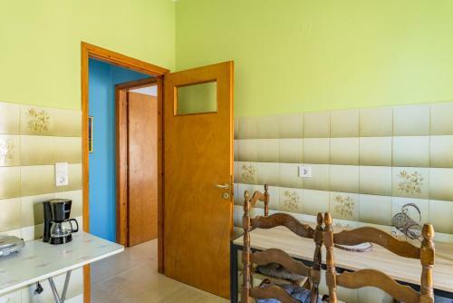 Apartamento Double Bedroom Flat At Ragia Beach!