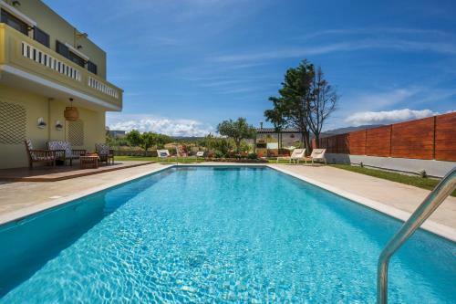 Villa Anthira