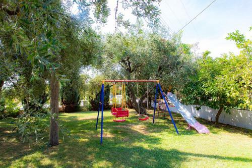 Hostal Eleonas Apartments