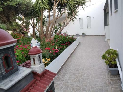 Golden Sun Apartments