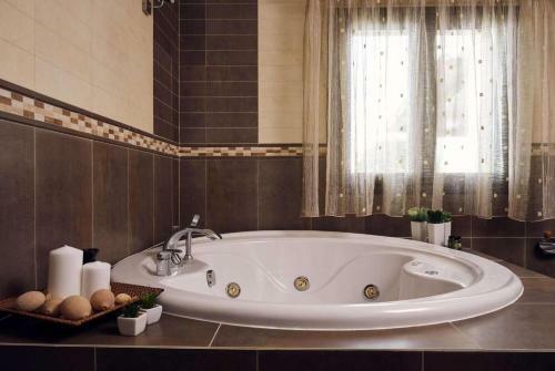 Villa Olive Grove