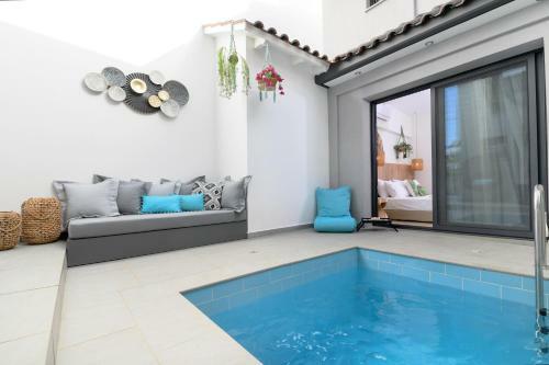 Versa Villas