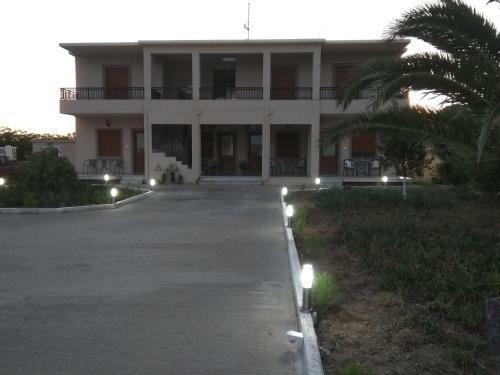 Vakis Apartments 5