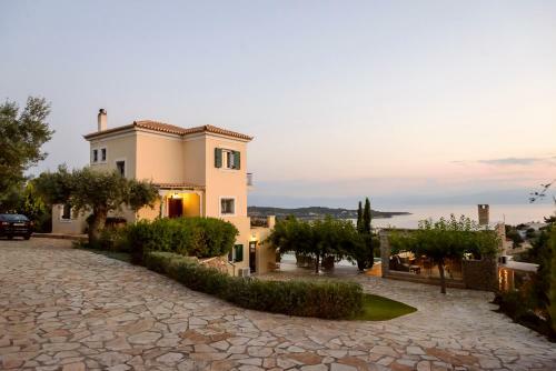 Villa Porto Cheli Panoramic Seaview Poolside Resort