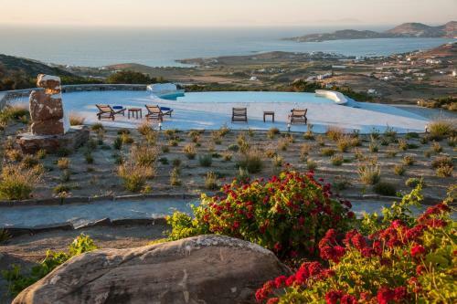 Villa Aeolos With 2 Private Pools