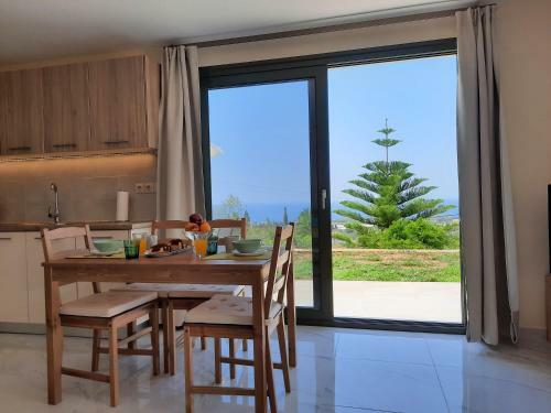 Freesia Grand Sea View Apartment