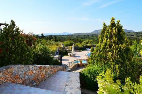 Holiday House C2