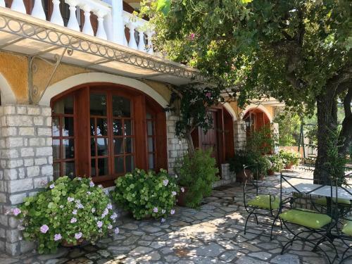 Villa Silver Olives