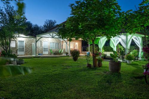 Estell Apartments