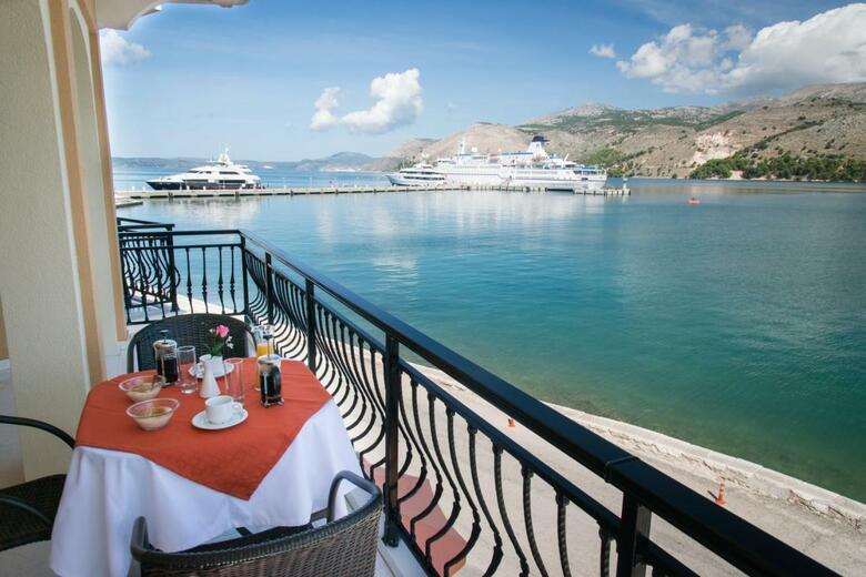 Aggelos Hotel