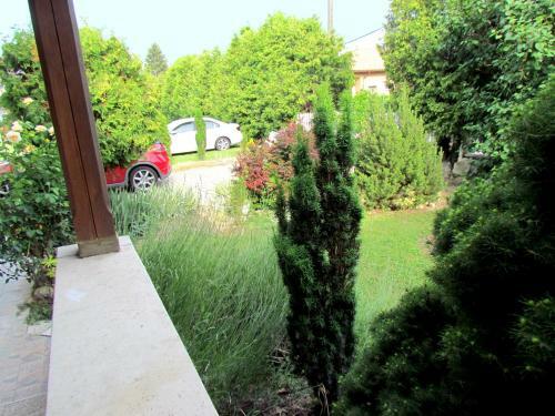 Bed & Breakfast Leander Vendeghaz