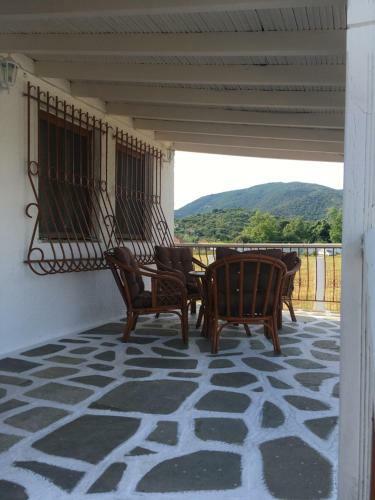 Andronikis House