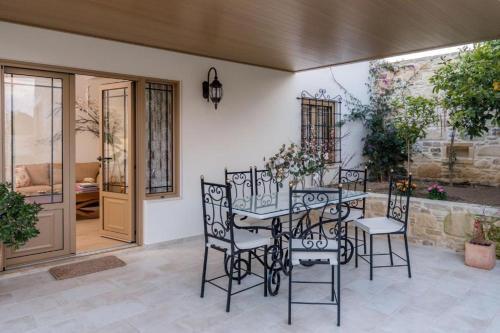 Cretan Rhapsody - Rustick Villa In S�va