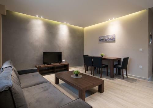Quintessence Level Suites