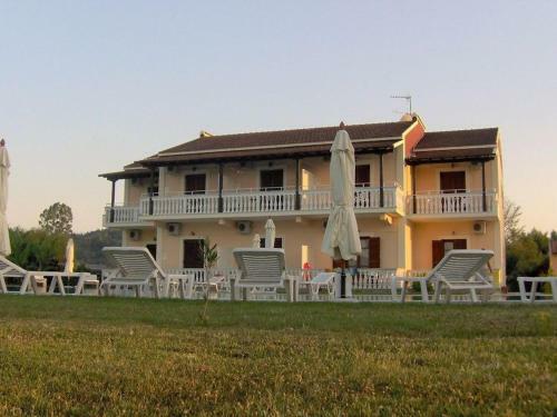 Hostal Vlachos Apartments