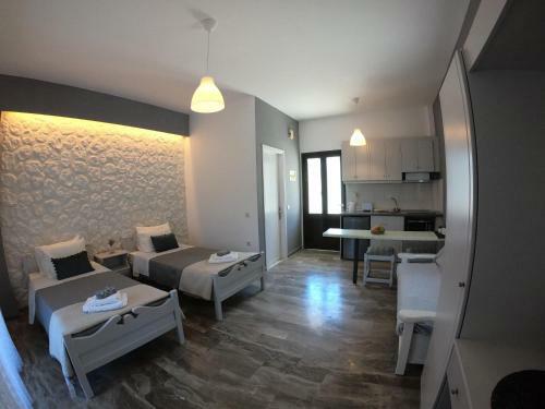 Spiridoula 1 Studios & Apartments