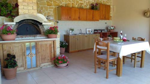 Villa Anna's Family House