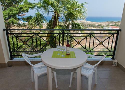 Apartamento Bright Studio With Sea View (1)