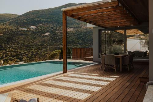 Luxury Villa Almi