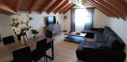 Apartamento Skala Pearls Sofita