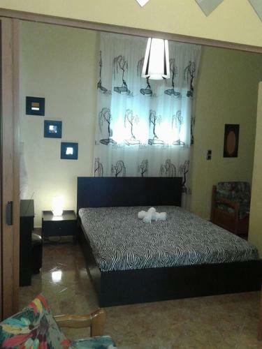 Gatos Apartment