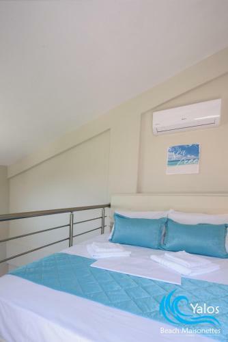 Yalos Beach Maisonettes