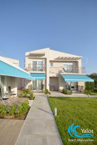 Yalos Beach Maisonettes