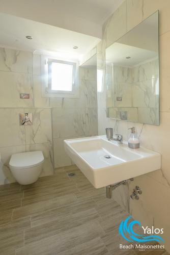 Yalos Beach Maisonettes