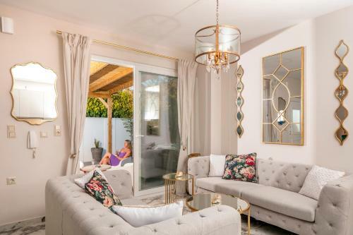 Jacuzzi Deluxe Villa