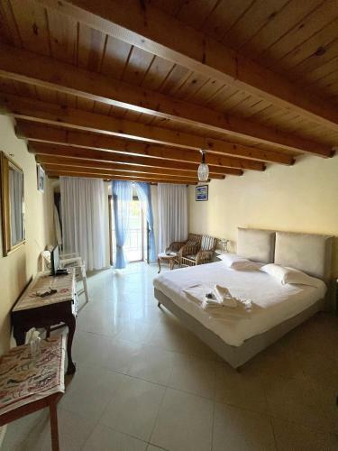 Cavo Apartments