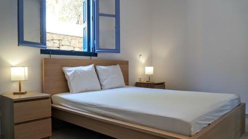 Marina Pedi Apartments