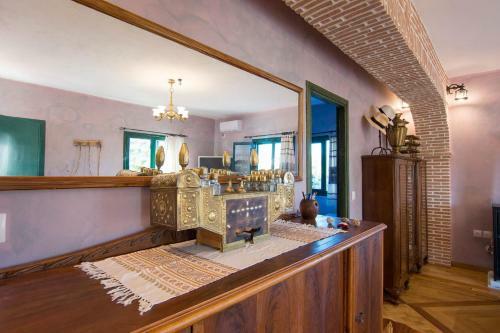 Eleonas Giovani House