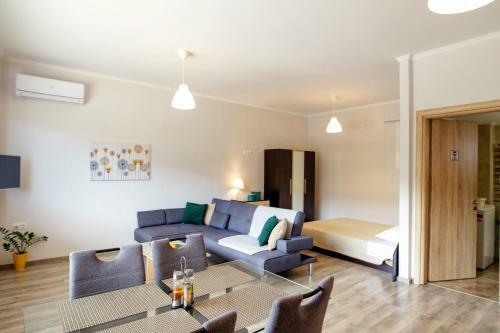 Apartamento Stellina's New Studio 5min From Beach