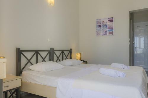 Dionysos Hotel