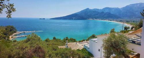 Dionysos Hotel