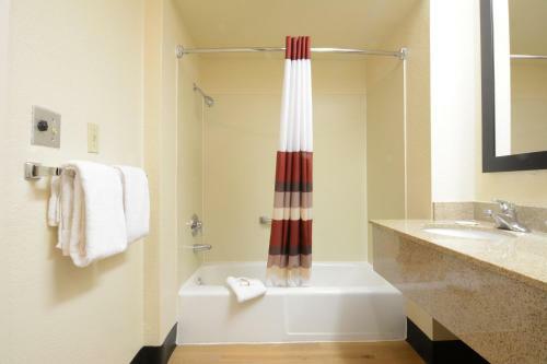 Hotel Red Roof Inn San Dimas