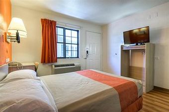 Motel 6 Los Angeles - San Dimas