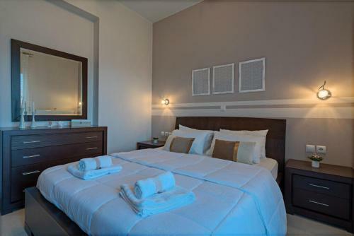 Villa Ellovos With Private Pool