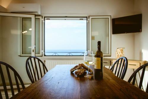 Apartamento The Sheltering Sky / Breathtaking Sea View