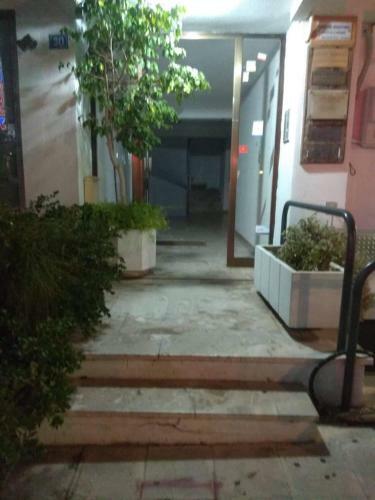 Apartamento Awesome Studio, 5 Mins To Beach, Cafe, Old Town