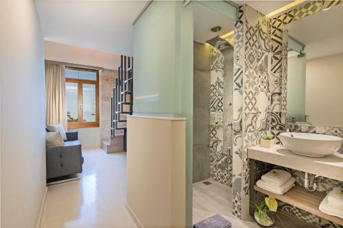 Hotel Mitos-suites