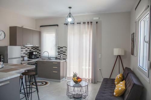 Luxy Apartment A, Near Beach, Private Parking