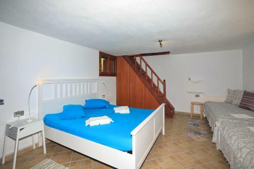 Cambos Villa