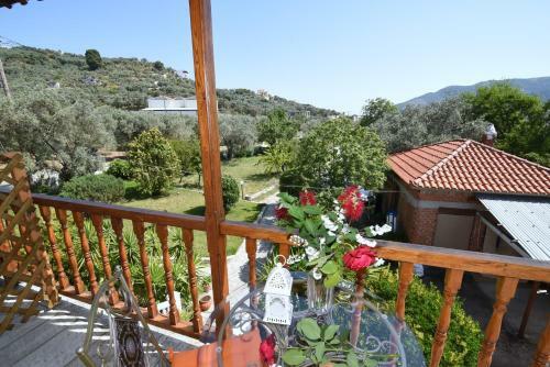 Hostal Panagou Studios